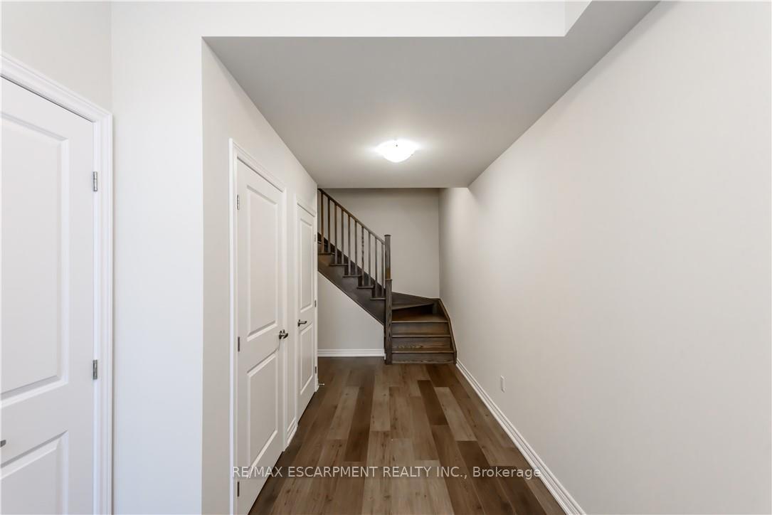 Photo 11 of Unit 5, 27 Rachel Drive, Hamilton, Winona Park — HOMEH