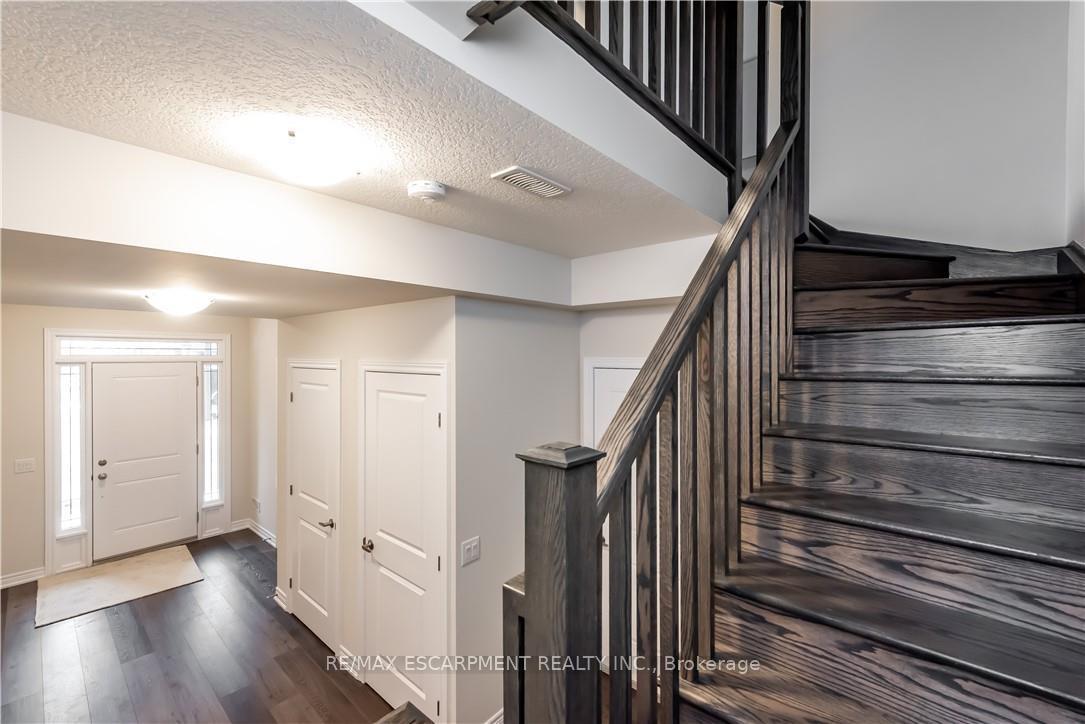 Photo 10 of Unit 5, 27 Rachel Drive, Hamilton, Winona Park — HOMEH