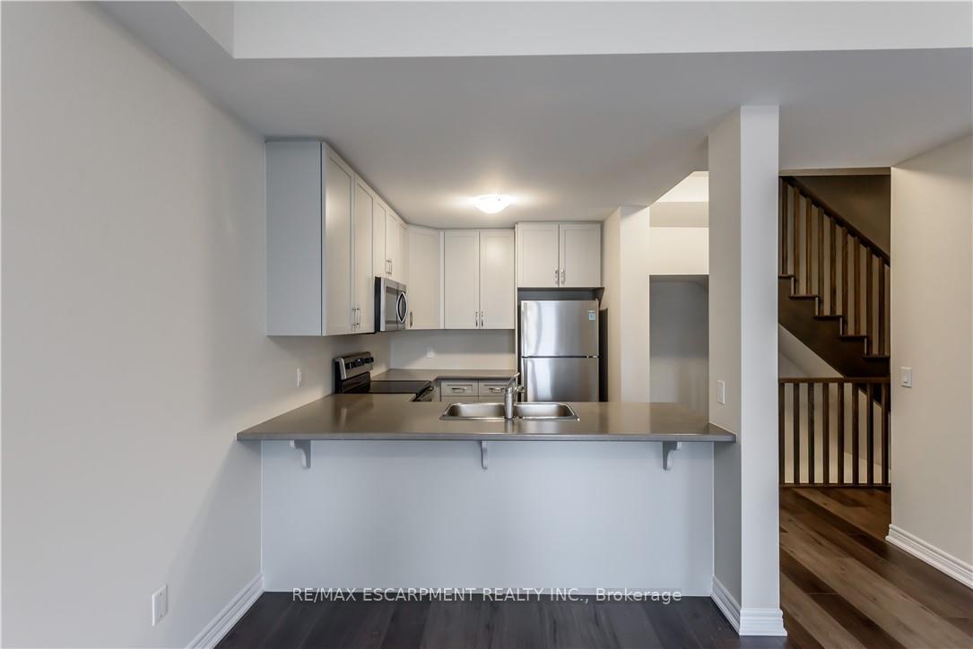 Photo 17 of Unit 5, 27 Rachel Drive, Hamilton, Winona Park — HOMEH