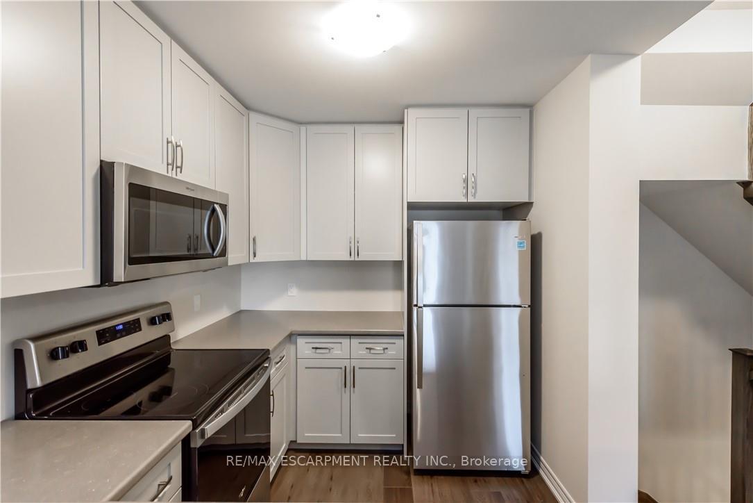 Photo 6 of Unit 5, 27 Rachel Drive, Hamilton, Winona Park — HOMEH
