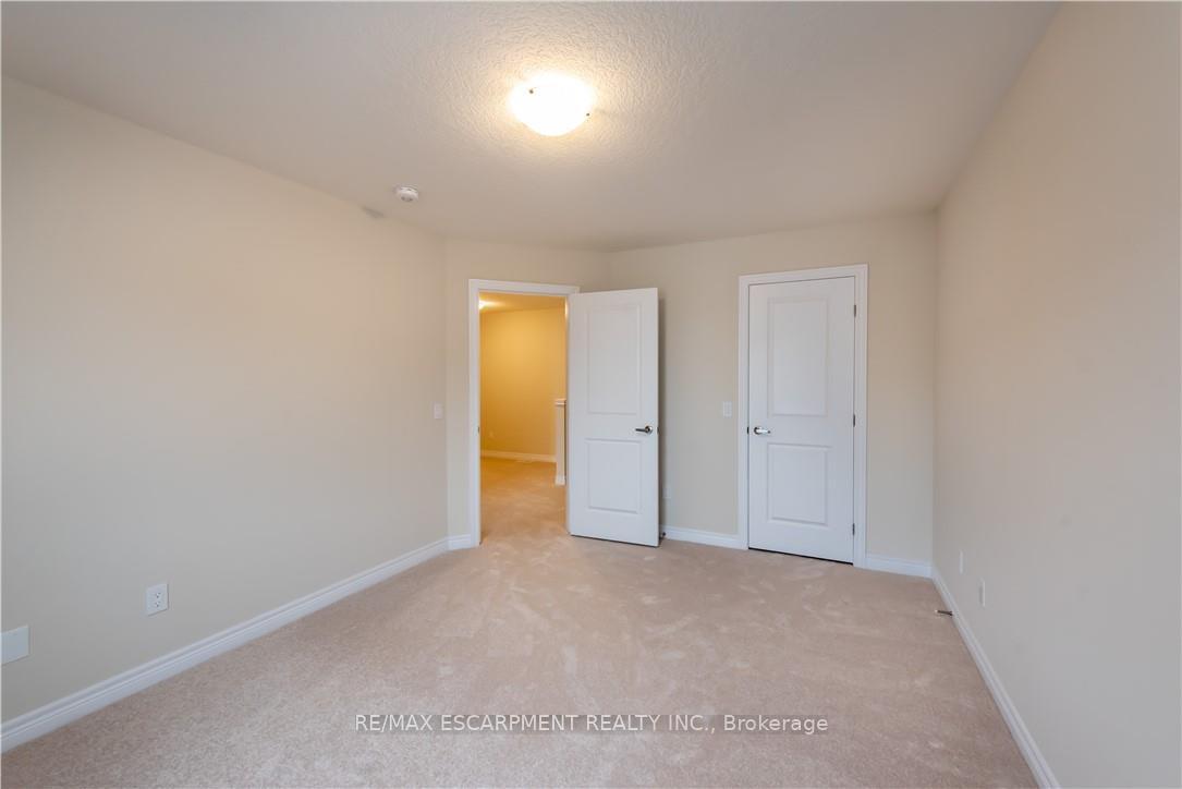 Photo 38 of Unit 5, 27 Rachel Drive, Hamilton, Winona Park — HOMEH