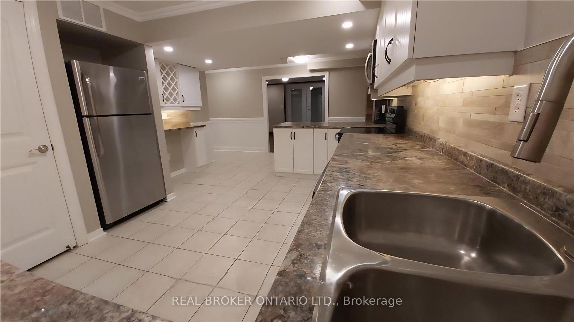 Photo 28 of 118 Sandringham Drive, Barrie, Innis-Shore — HOMEH