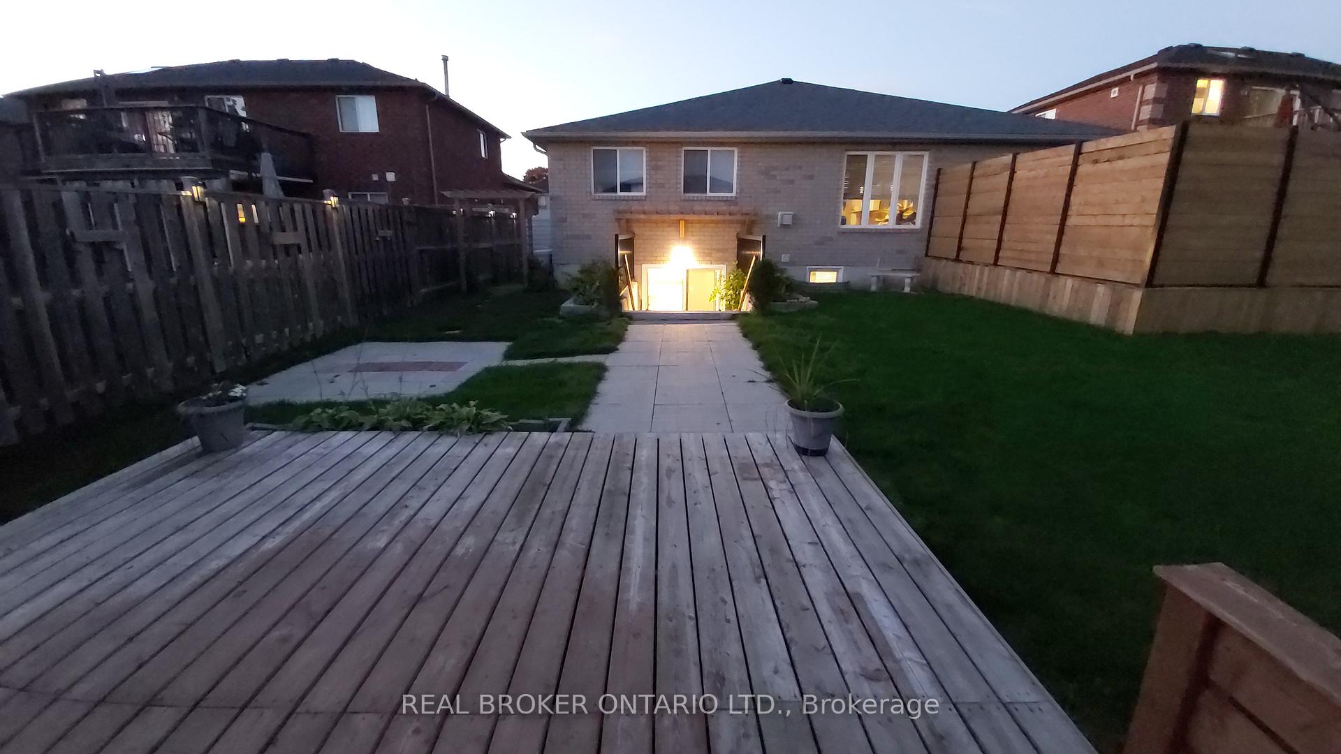 Photo 29 of 118 Sandringham Drive, Barrie, Innis-Shore — HOMEH