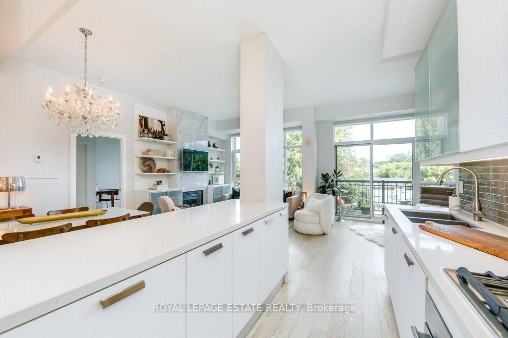 Photo 11 of Unit 408, 66 Kippendavie Avenue, Toronto, The Beaches — HOMEH