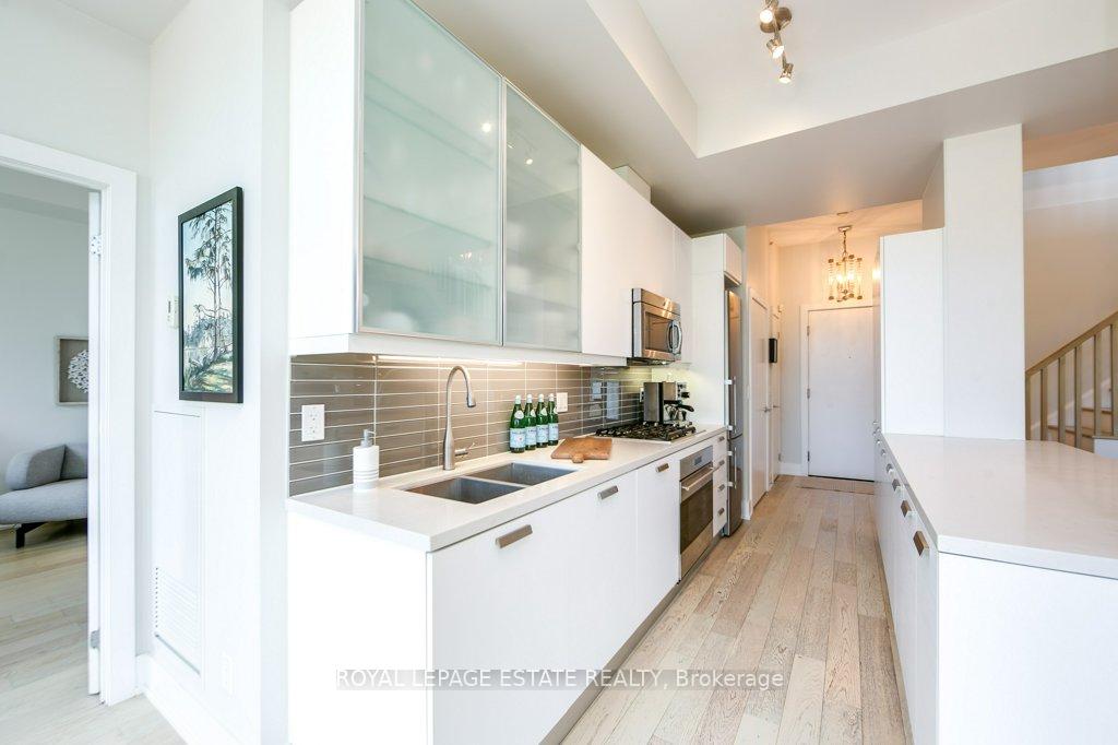 Photo 13 of Unit 408, 66 Kippendavie Avenue, Toronto, The Beaches — HOMEH