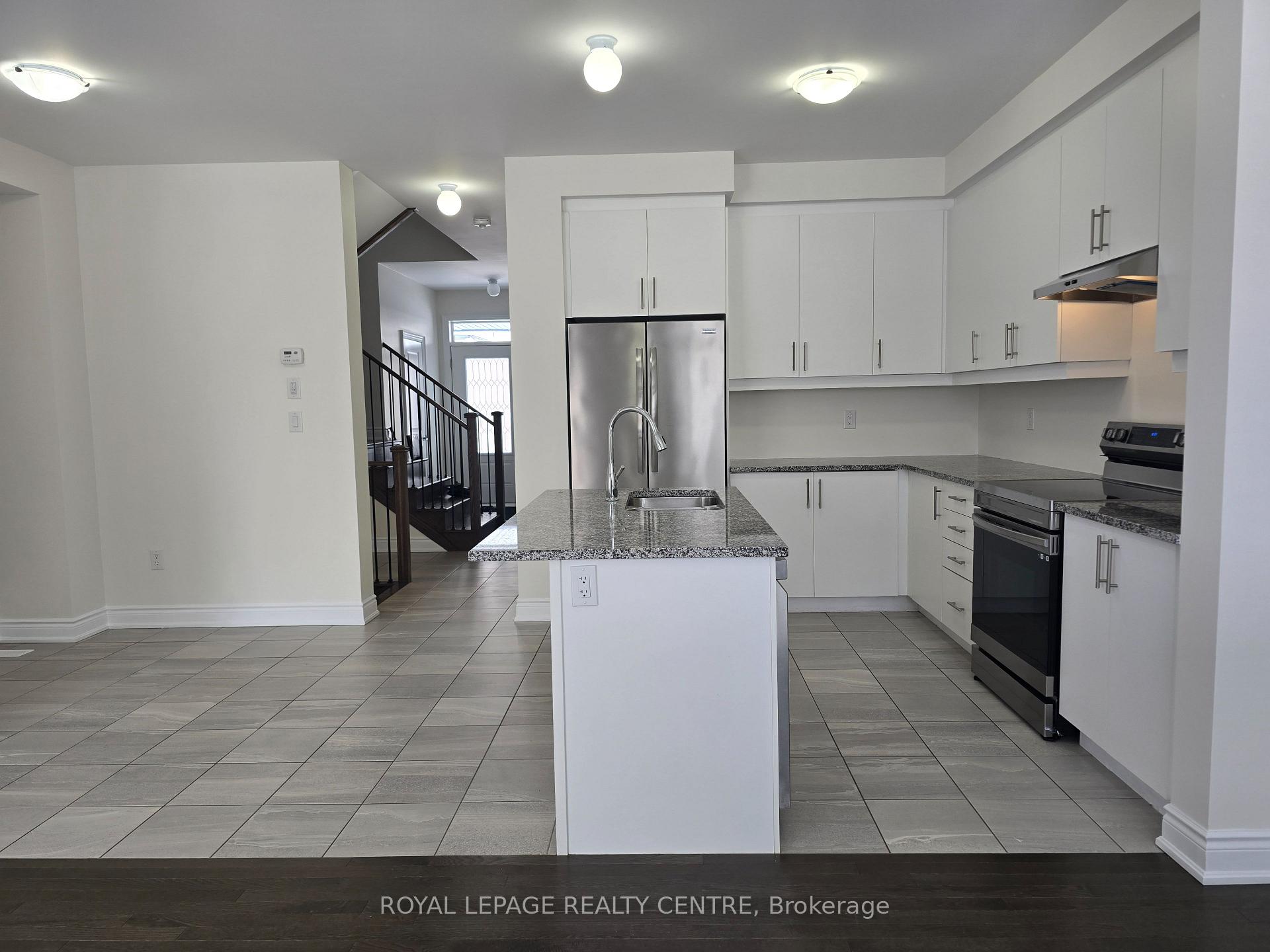 Photo 3 of 12 Lisa Street, Wasaga Beach — HOMEH