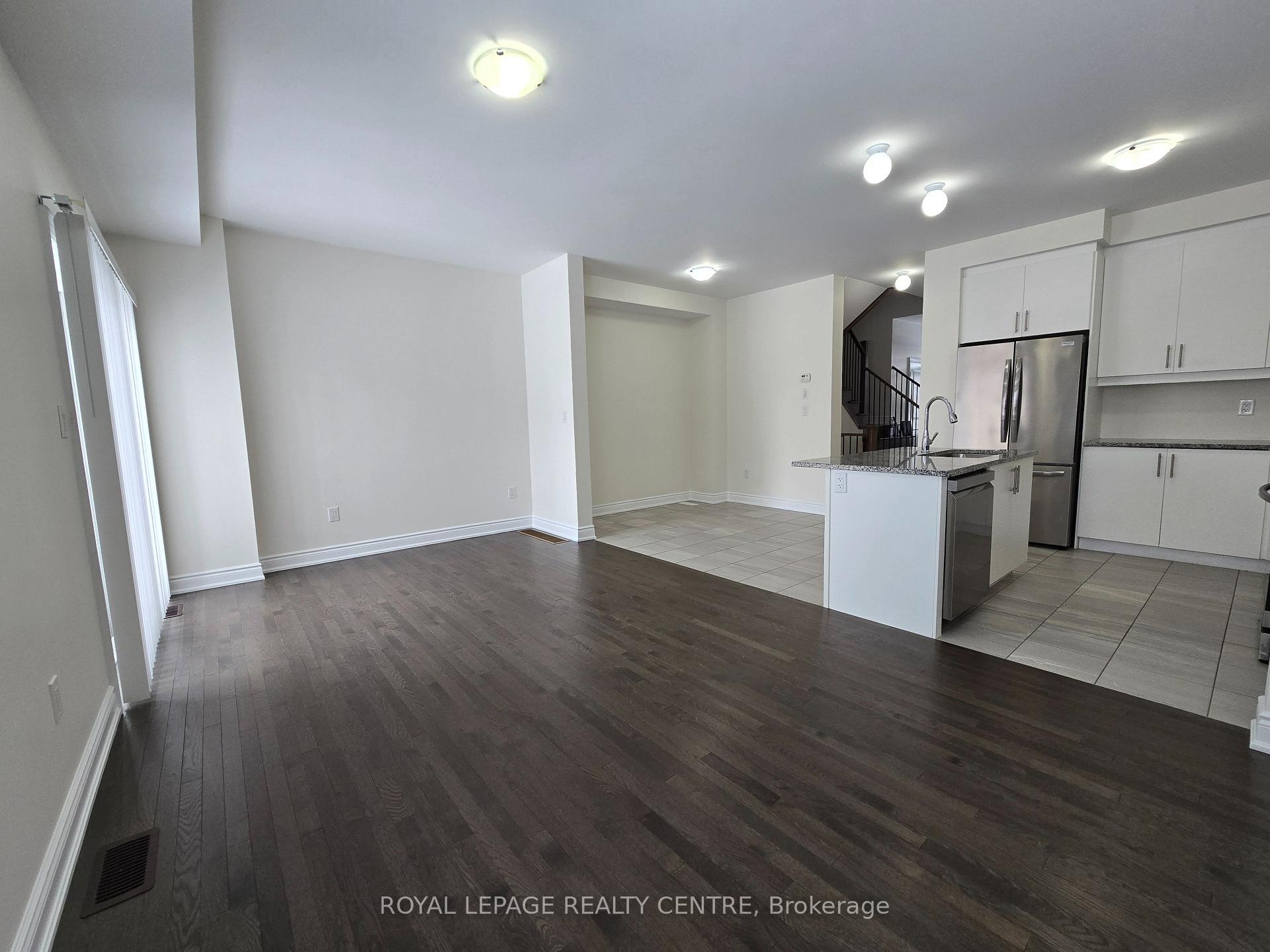 Photo 5 of 12 Lisa Street, Wasaga Beach — HOMEH
