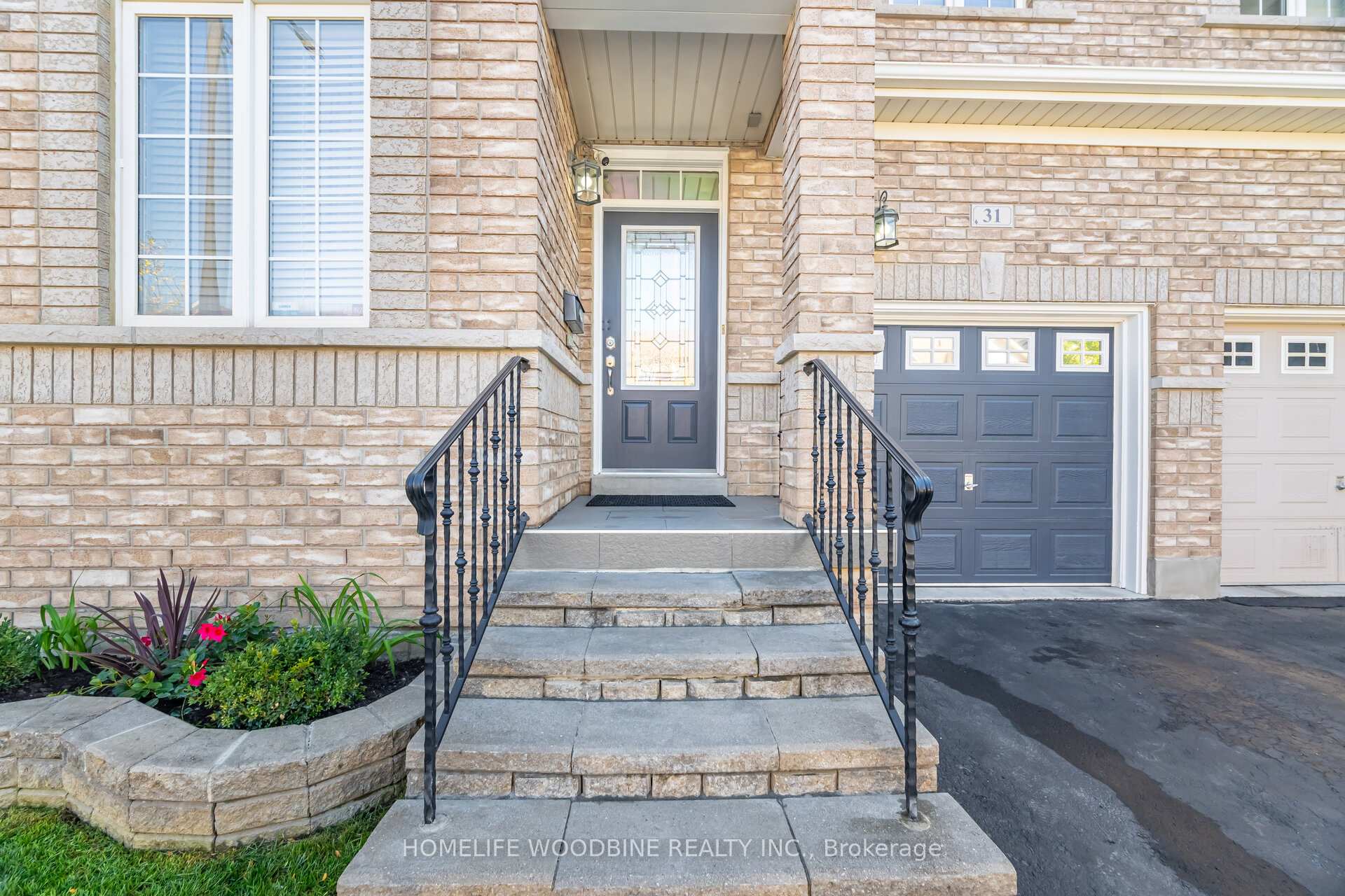 Photo 3 of 31 Boundbrook Drive, Brampton, Northwest Sandalwood Parkway — HOMEH