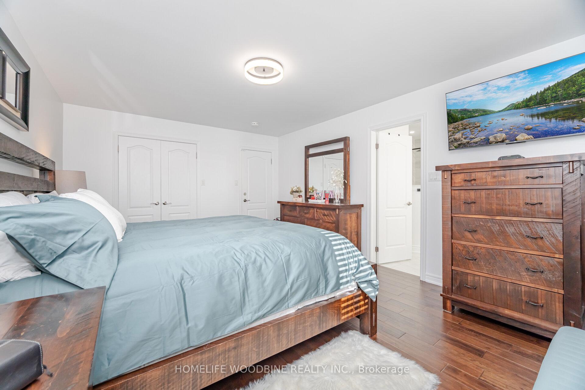 Photo 24 of 31 Boundbrook Drive, Brampton, Northwest Sandalwood Parkway — HOMEH