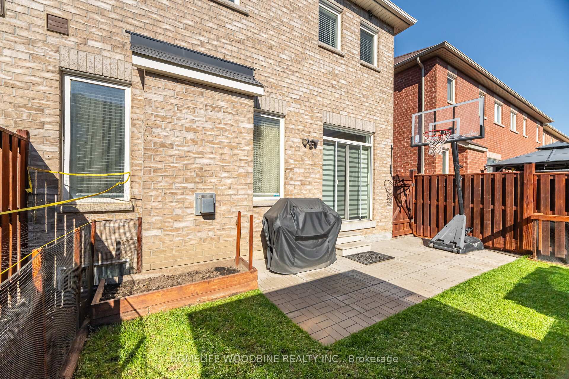 Photo 47 of 31 Boundbrook Drive, Brampton, Northwest Sandalwood Parkway — HOMEH