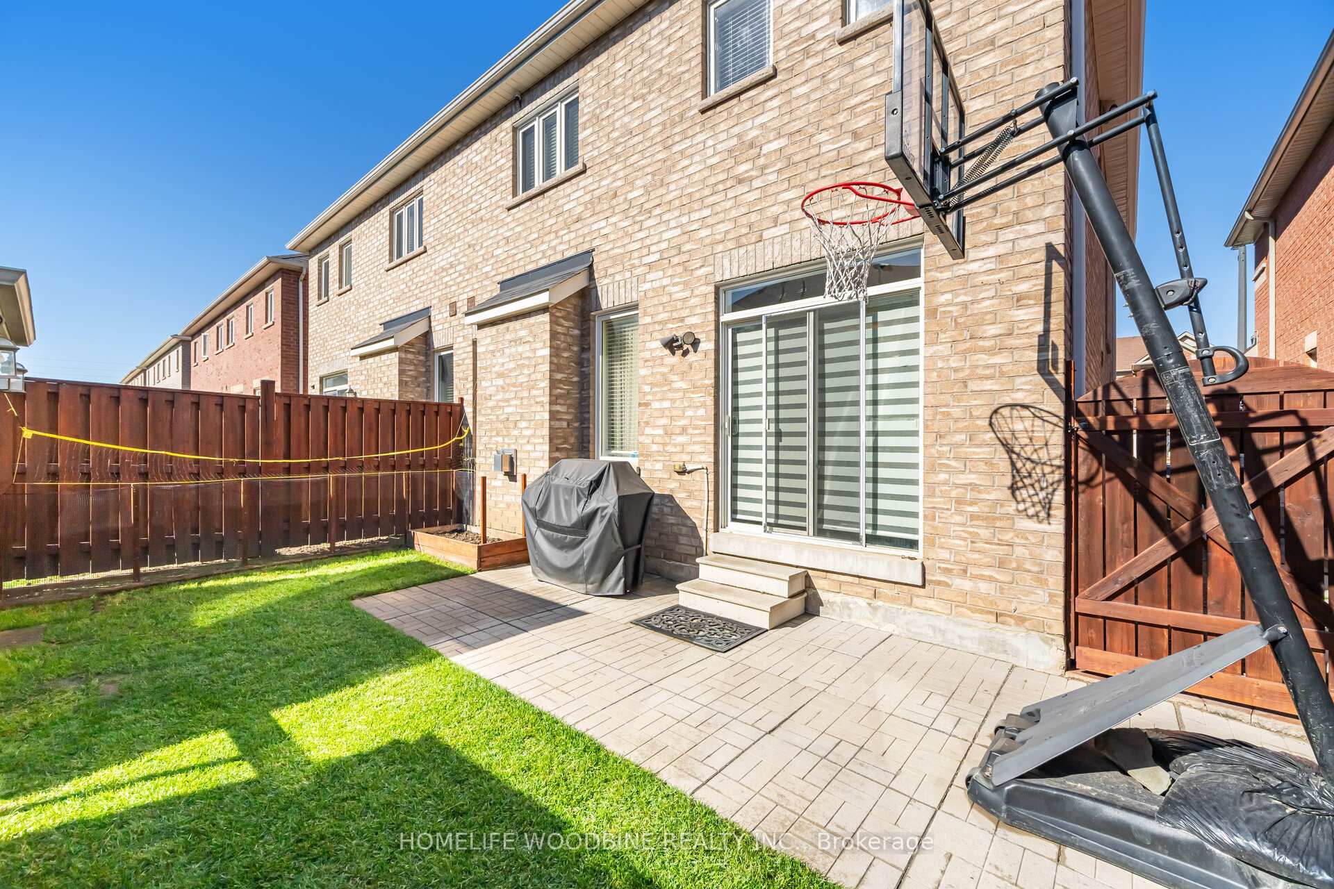 Photo 48 of 31 Boundbrook Drive, Brampton, Northwest Sandalwood Parkway — HOMEH