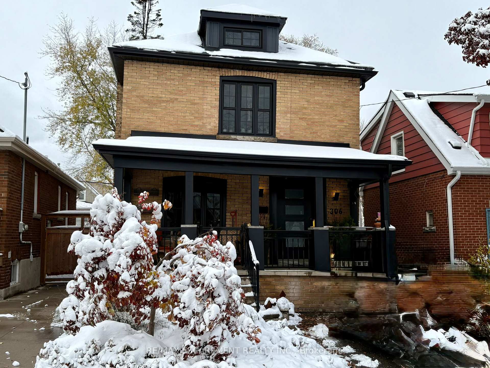 Photo 1 of Unit Lower, 306 Wexford Avenue S, Hamilton, Delta — HOMEH