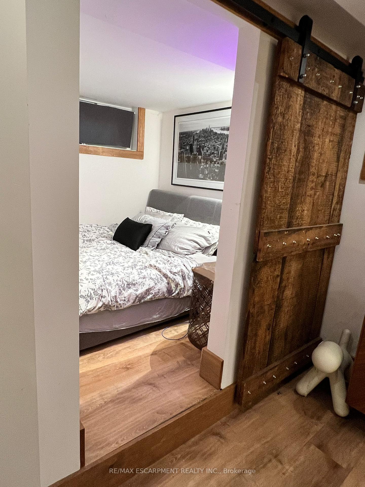 Photo 12 of Unit Lower, 306 Wexford Avenue S, Hamilton, Delta — HOMEH
