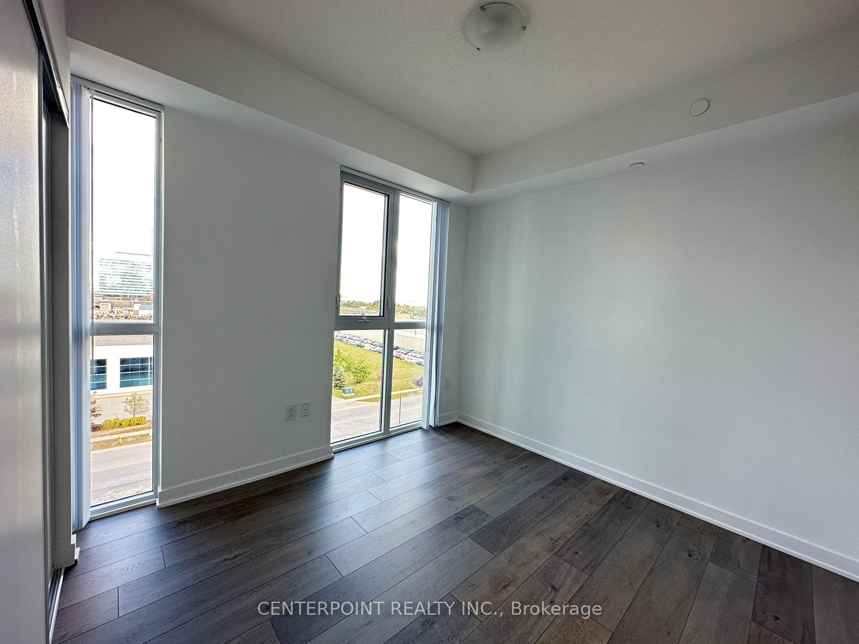 Photo 6 of Unit 707, 60 Honeycrisp Crescent, Vaughan, Vaughan Corporate Centre — HOMEH