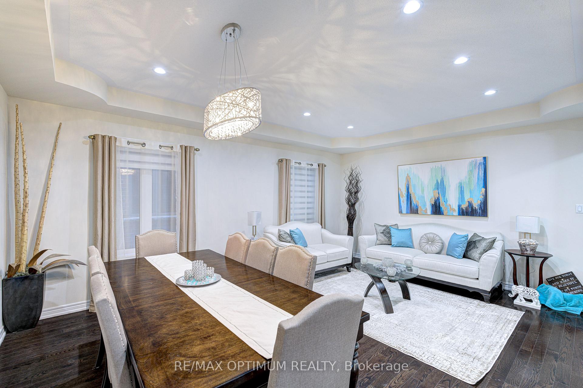 Photo 12 of 16 Ashcreek Drive, Brampton, Credit Valley — HOMEH