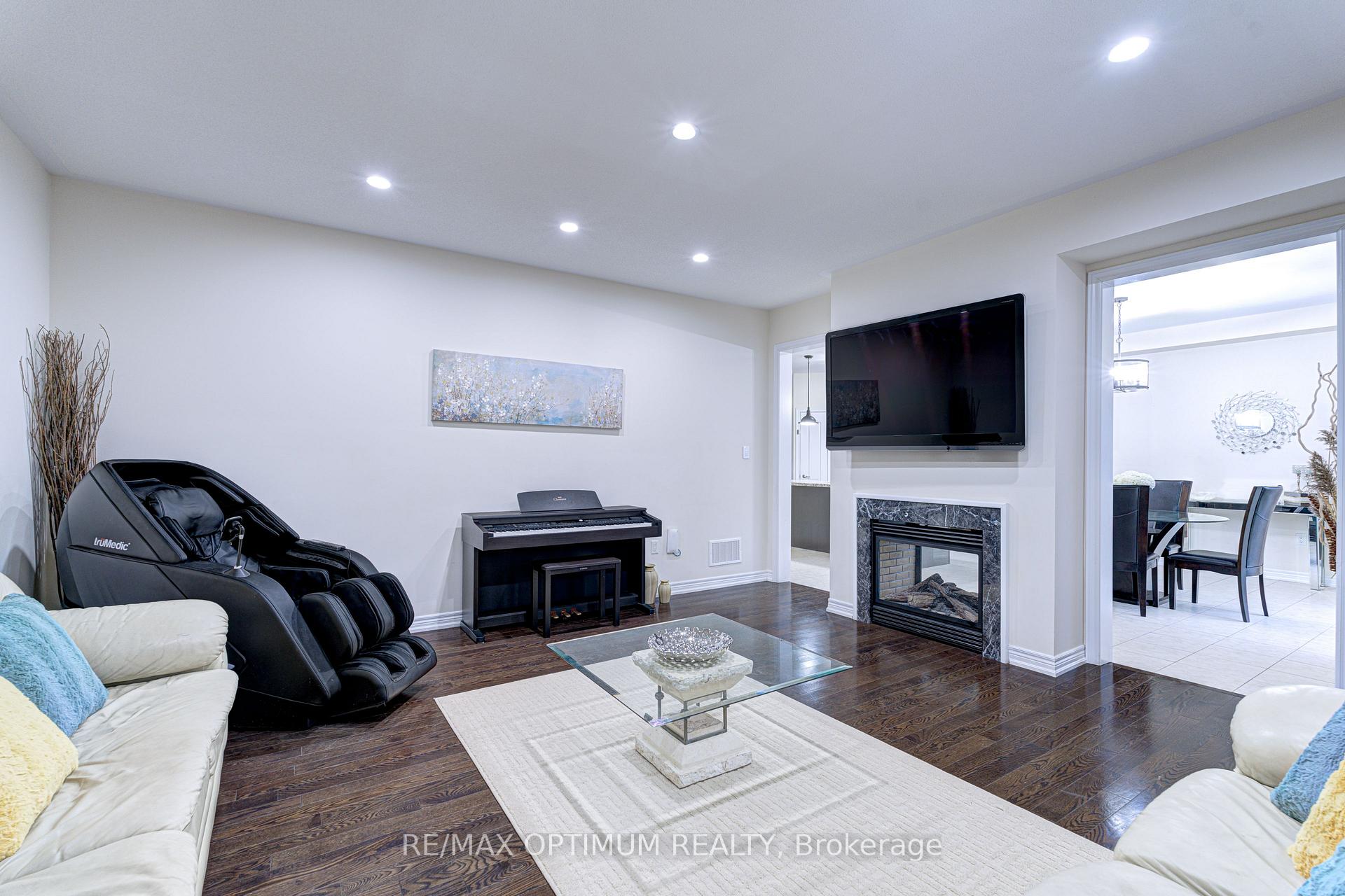 Photo 13 of 16 Ashcreek Drive, Brampton, Credit Valley — HOMEH