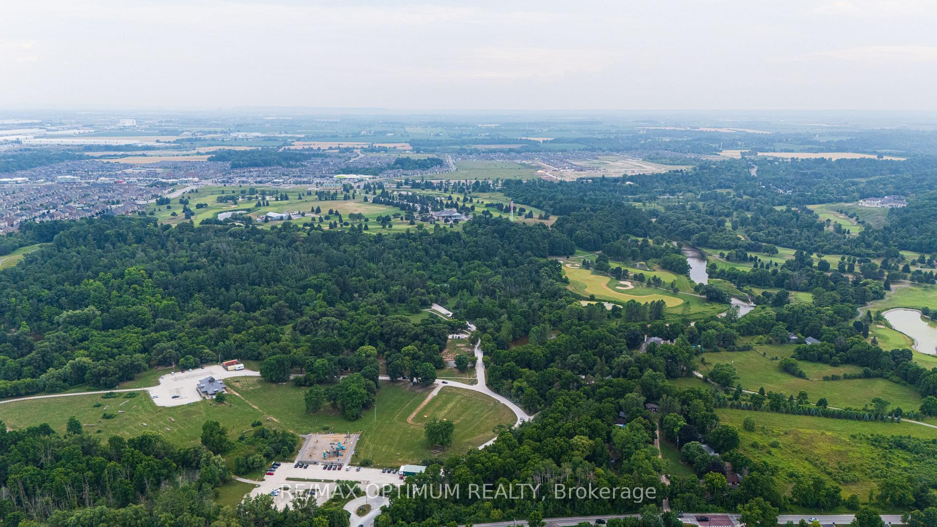 Photo 34 of 16 Ashcreek Drive, Brampton, Credit Valley — HOMEH