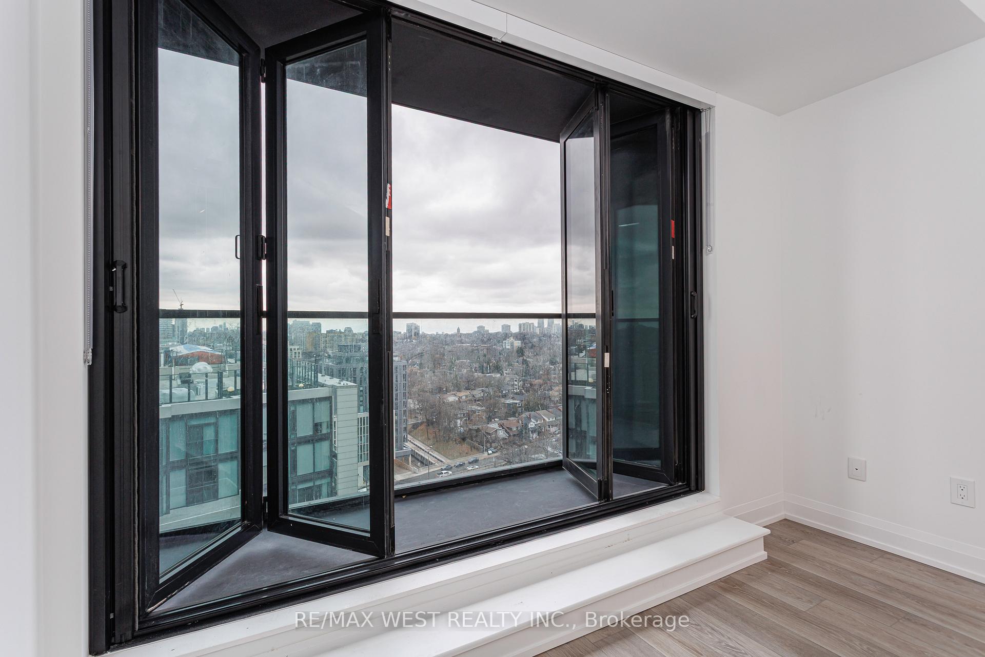 Photo 9 of Unit 1506, 20 Soudan Avenue, Toronto, Mount Pleasant West — HOMEH