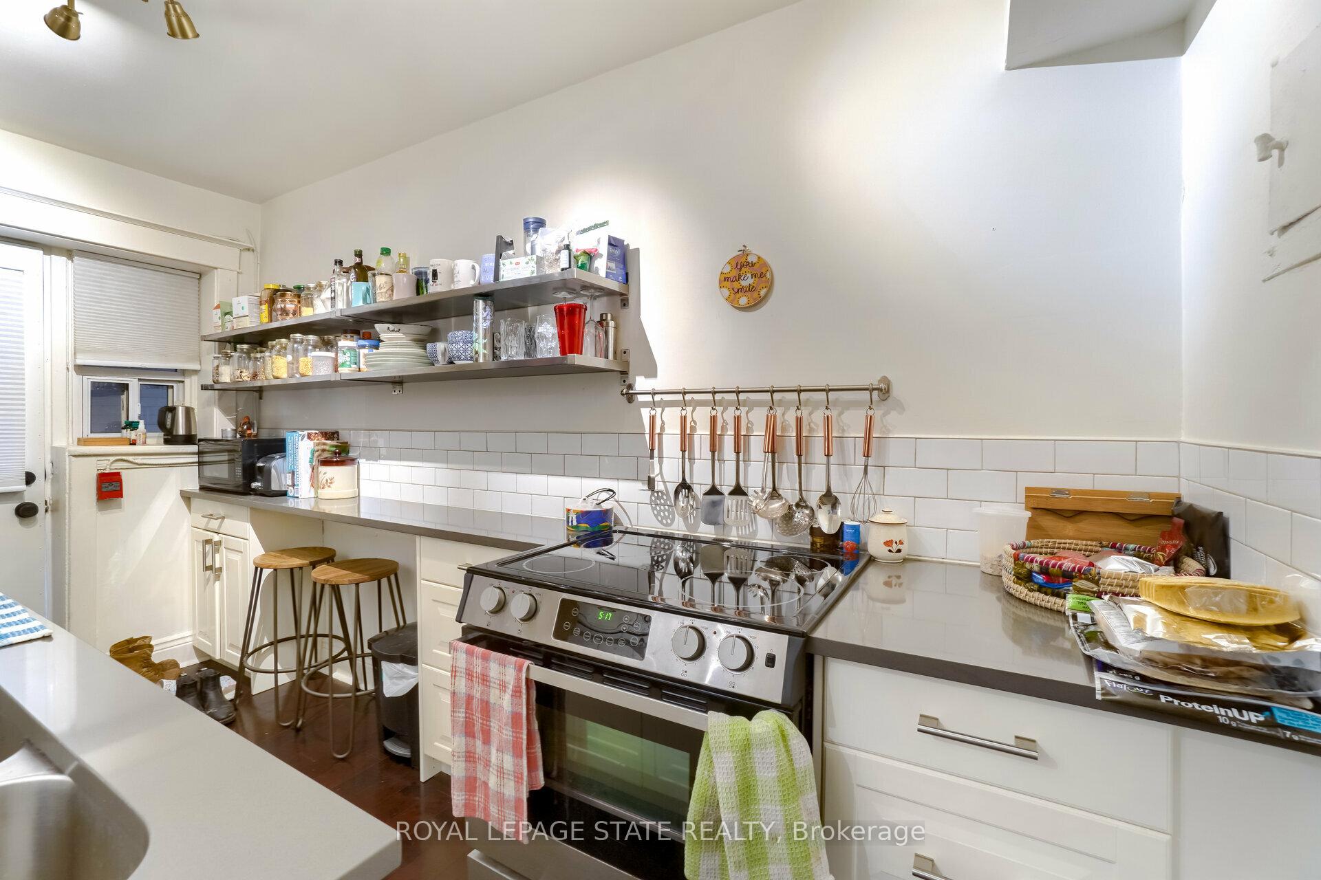 Photo 15 of Unit 9, 2 Vineland Avenue, Hamilton, Stipley — HOMEH