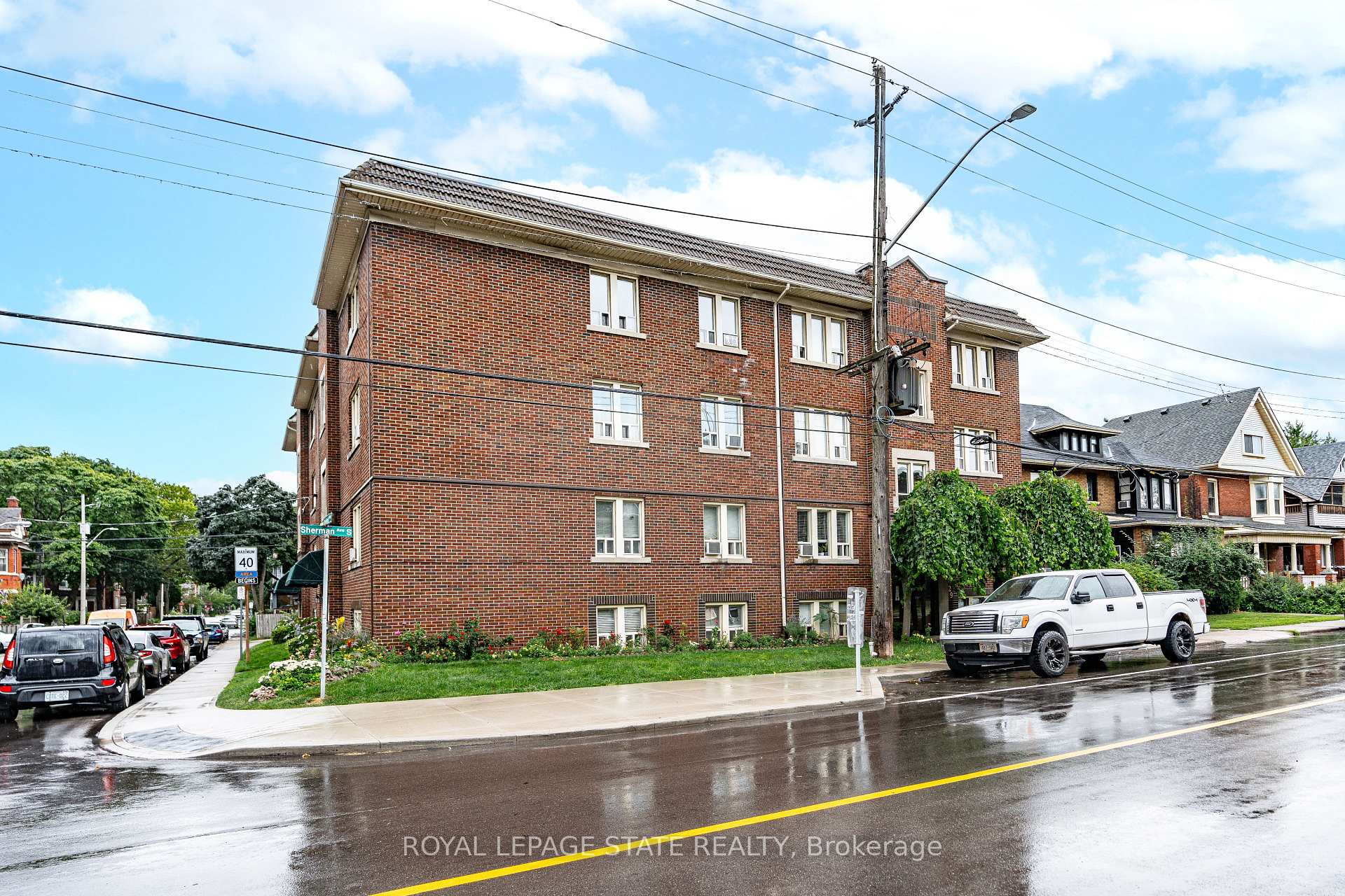 Photo 11 of Unit 9, 2 Vineland Avenue, Hamilton, Stipley — HOMEH