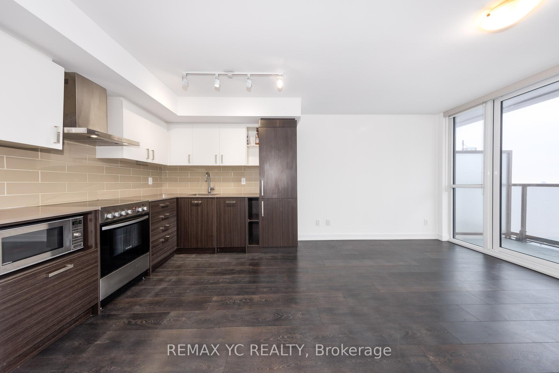 Photo 4 of Unit 713, 125 Redpath Avenue, Toronto, Mount Pleasant West — HOMEH