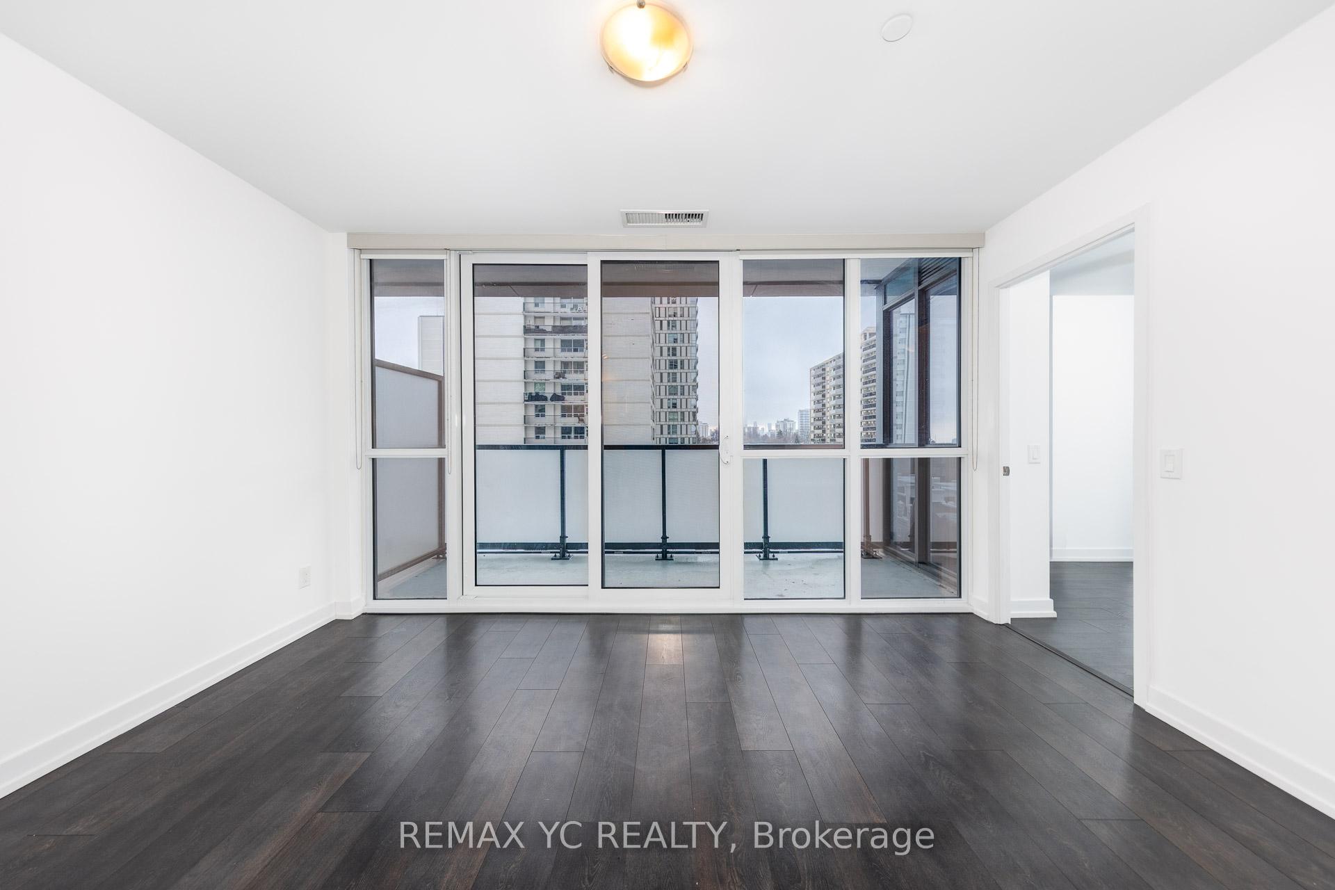 Photo 5 of Unit 713, 125 Redpath Avenue, Toronto, Mount Pleasant West — HOMEH