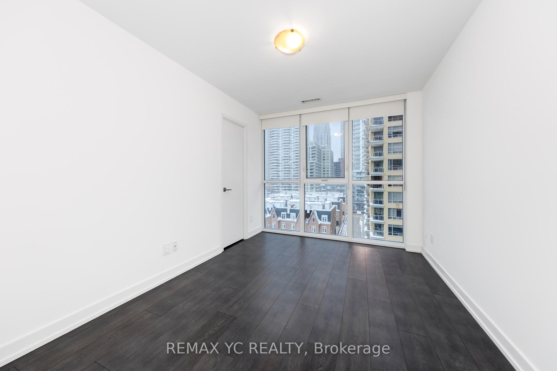 Photo 14 of Unit 713, 125 Redpath Avenue, Toronto, Mount Pleasant West — HOMEH