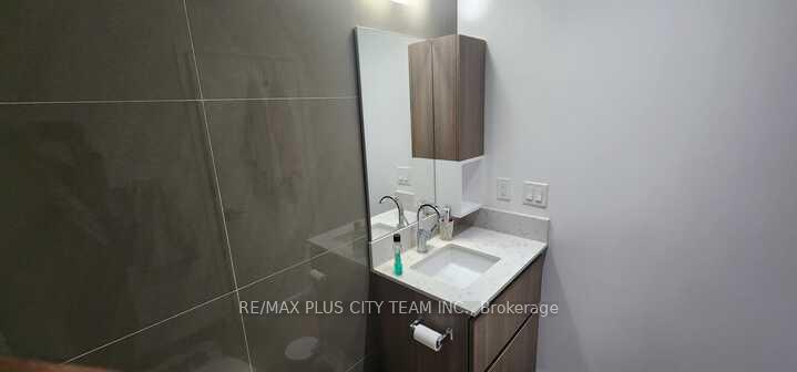 Photo 8 of Unit 1105, 30 Baseball Place, Toronto, South Riverdale — HOMEH