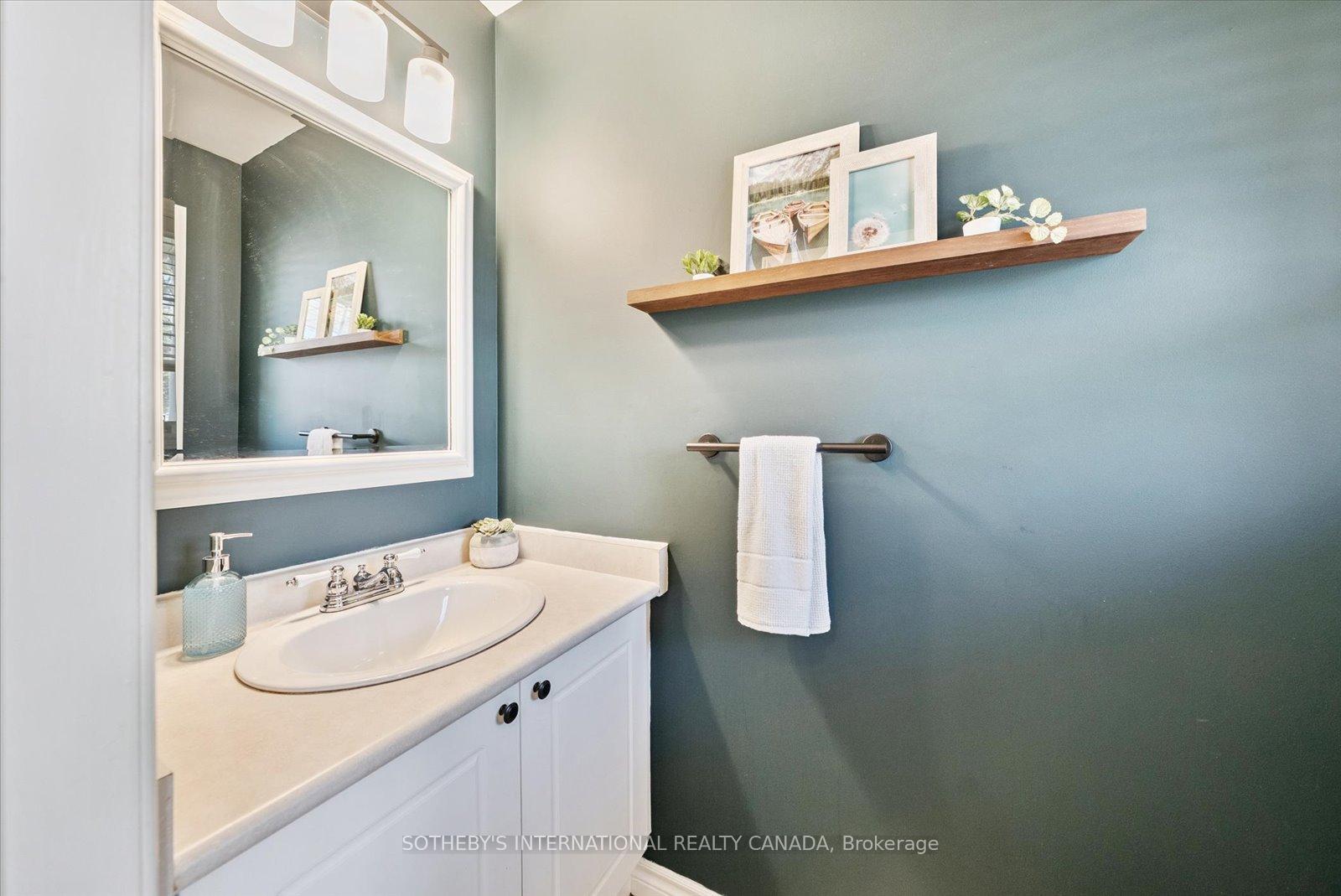 Photo 6 of 8 Somerscales Drive, Clarington, Bowmanville — HOMEH