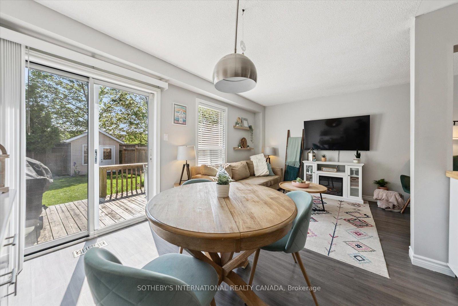 Photo 12 of 8 Somerscales Drive, Clarington, Bowmanville — HOMEH