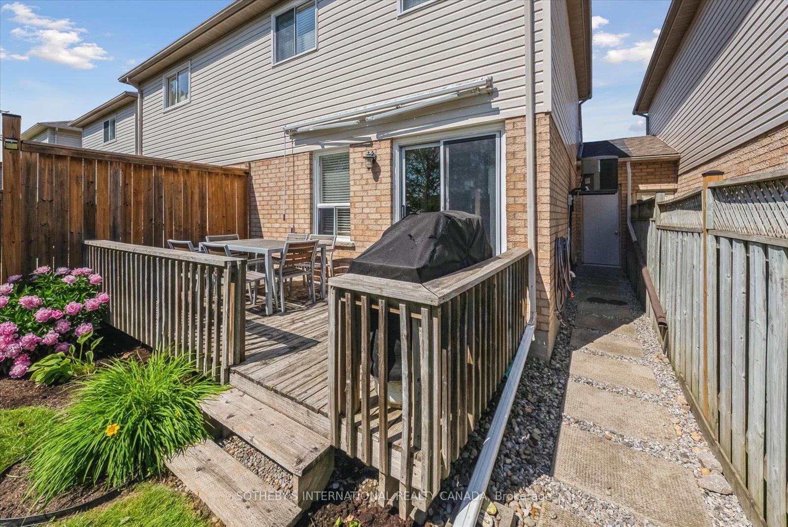 Photo 21 of 8 Somerscales Drive, Clarington, Bowmanville — HOMEH