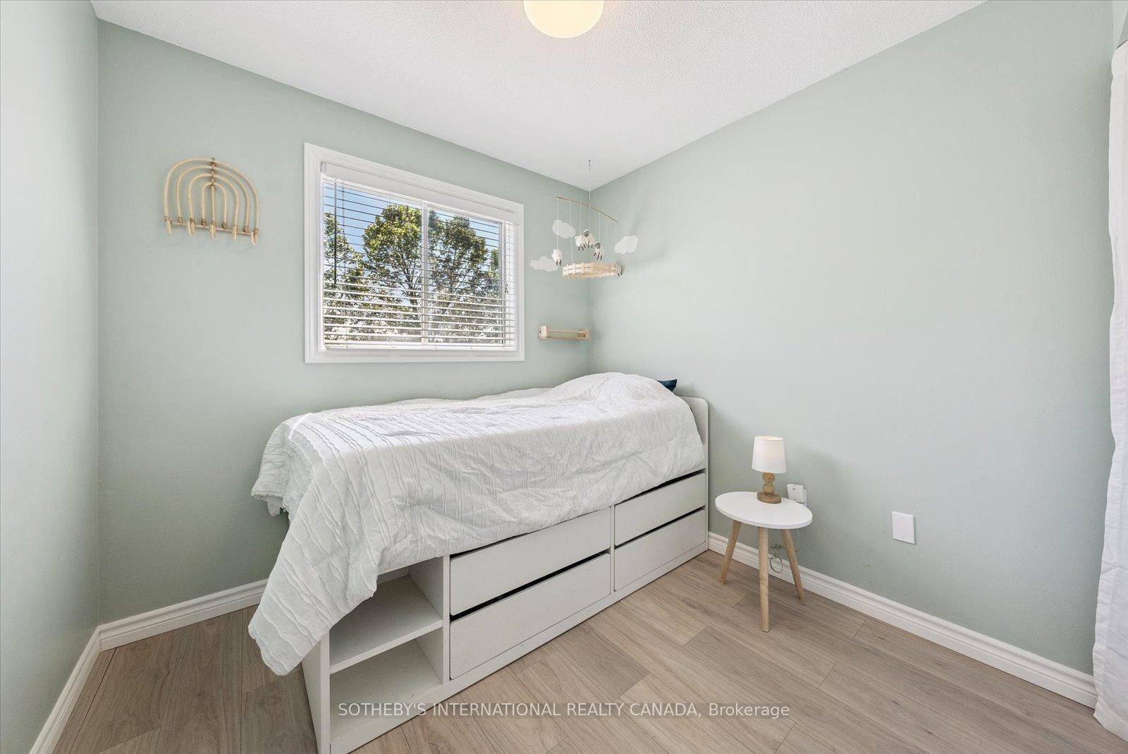 Photo 28 of 8 Somerscales Drive, Clarington, Bowmanville — HOMEH