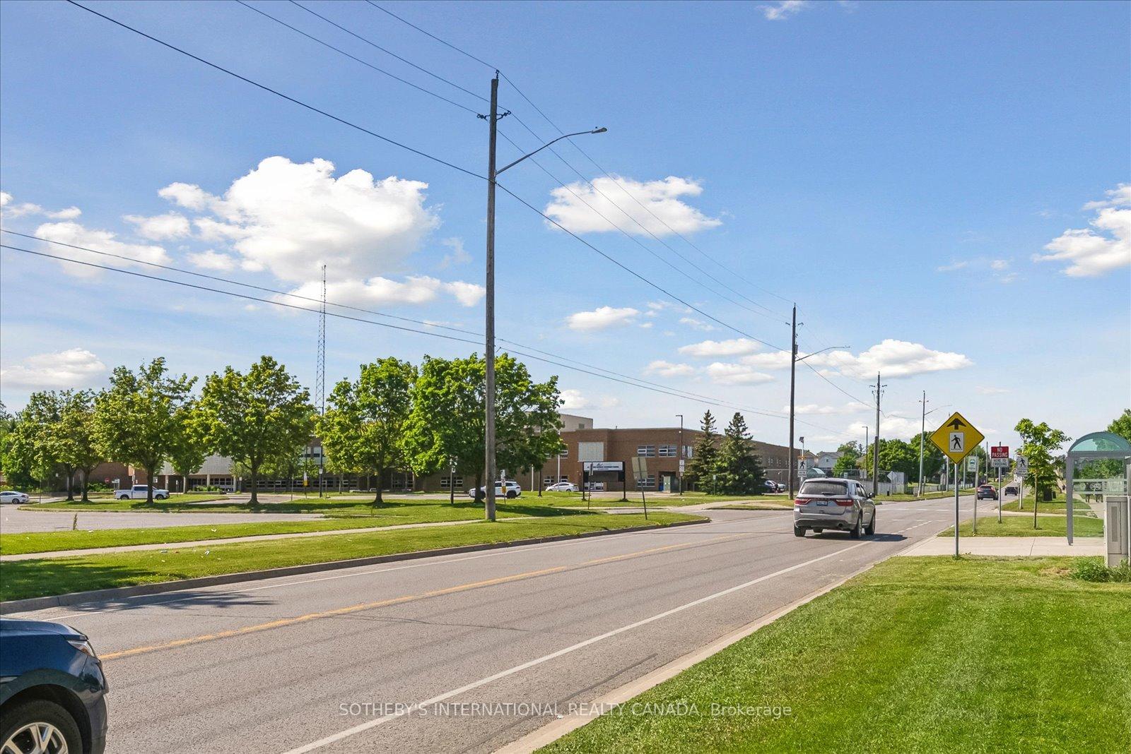 Photo 39 of 8 Somerscales Drive, Clarington, Bowmanville — HOMEH