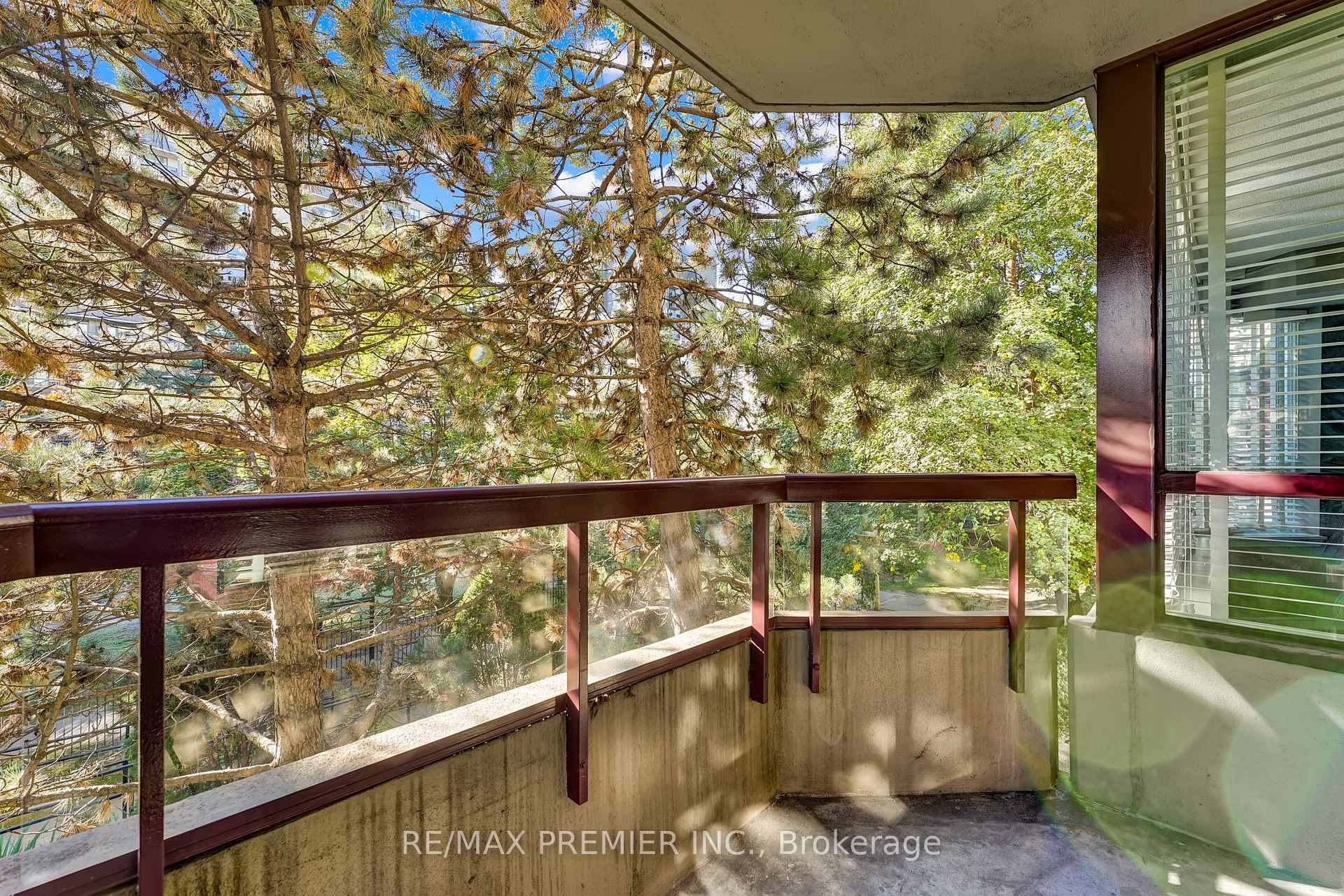 Photo 24 of Unit 208, 91 Townsgate Drive, Vaughan, Crestwood-Springfarm-Yorkhill — HOMEH