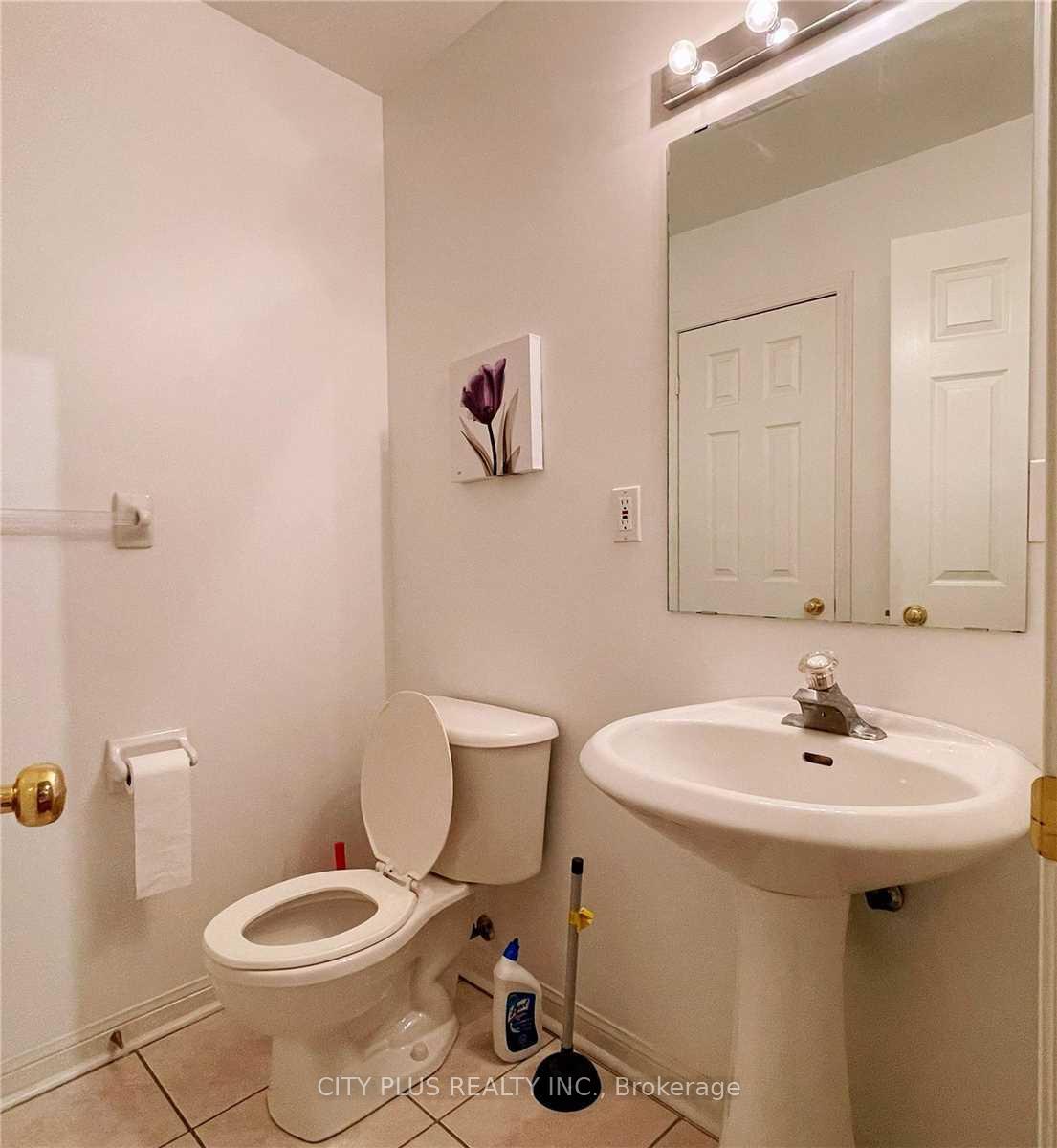 Photo 13 of Unit 3A, 23 St. Moritz Way, Markham, Unionville — HOMEH