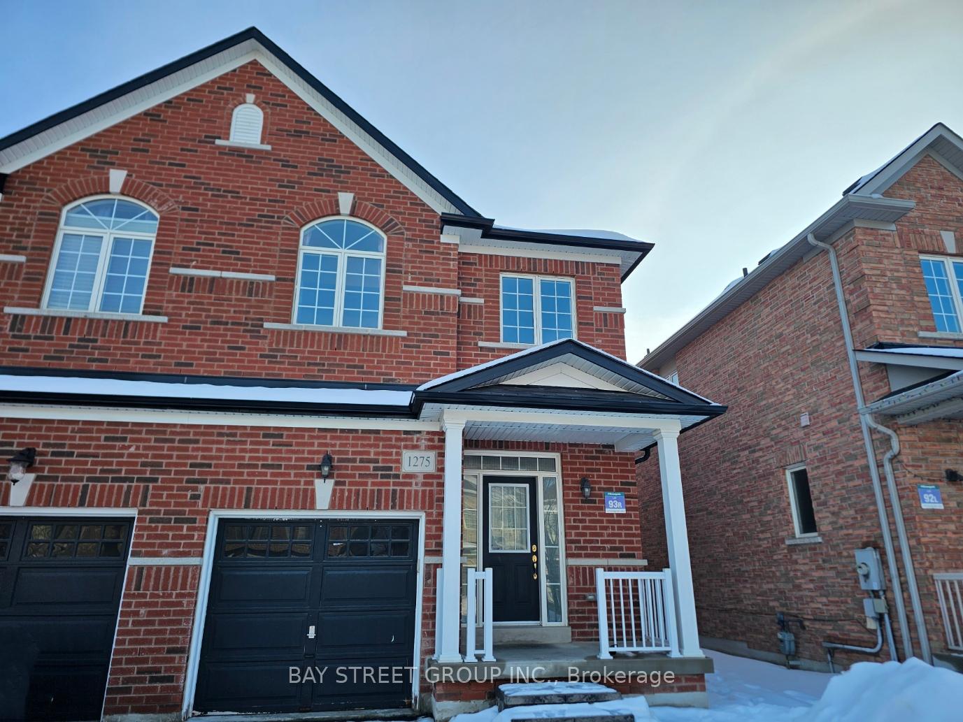 Front of 1275 Blencowe Crescent