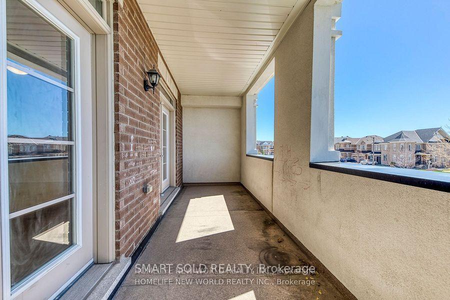Photo 4 of Unit Unit B, 29 Luzon Avenue, Markham, Box Grove — HOMEH