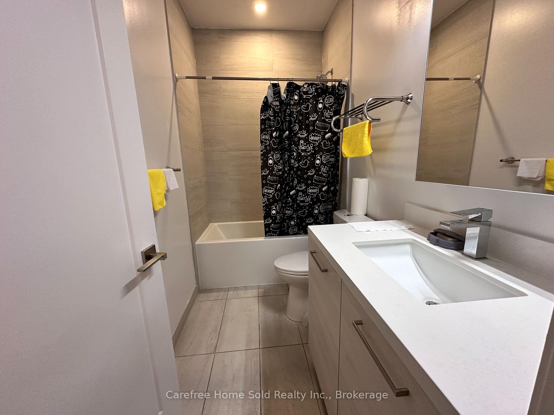 Photo 5 of Unit 111, 38 Gandhi Lane, Markham, Commerce Valley — HOMEH