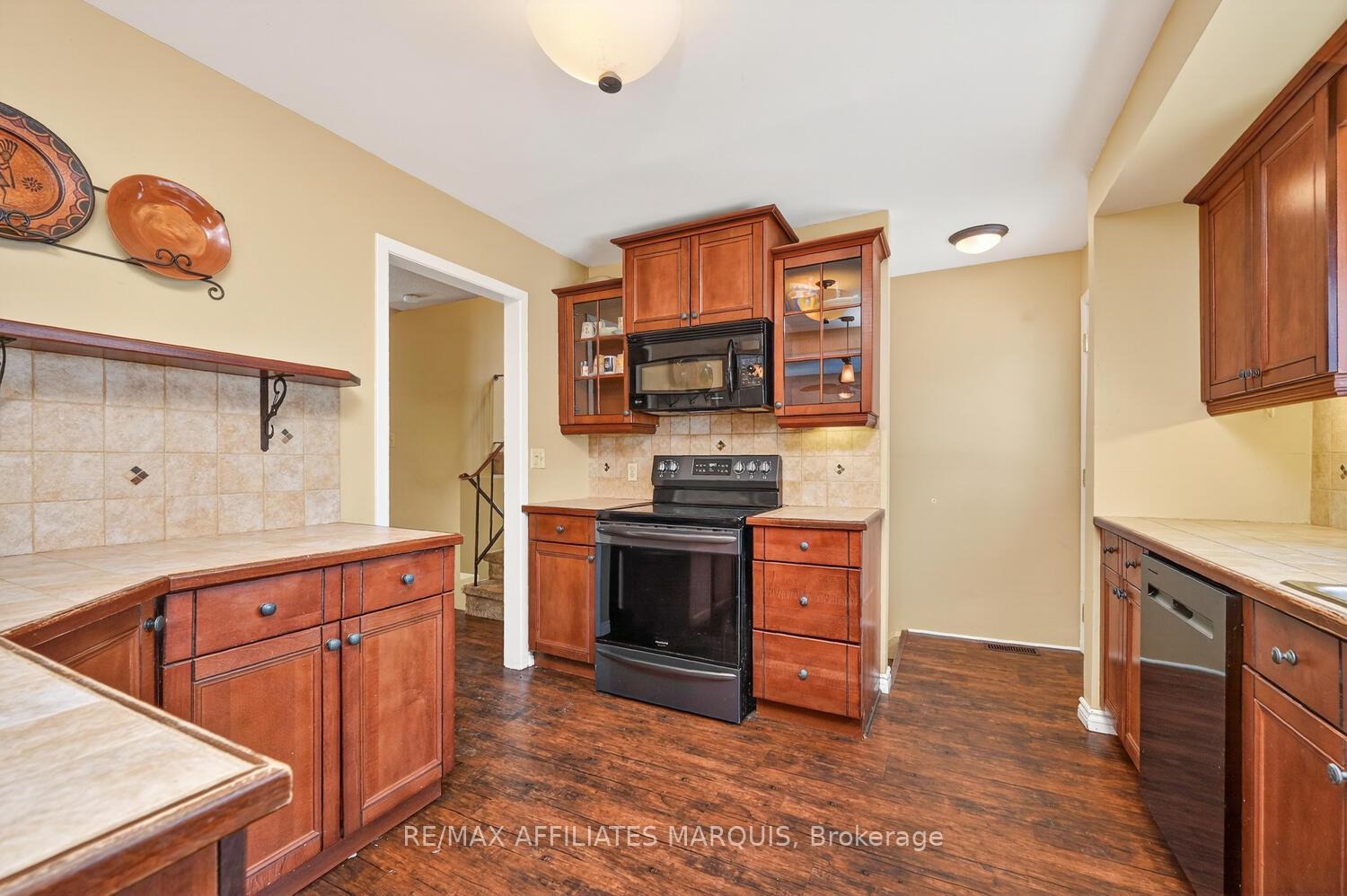 Photo 29 of 48 Carol Crescent, Smiths Falls — HOMEH