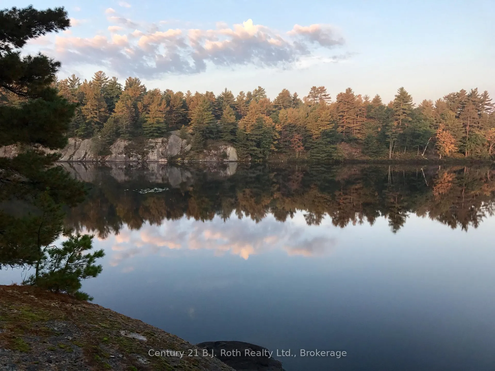 Photo 25 of 1112 Sam Cook Road, Gravenhurst, Ryde — HOMEH