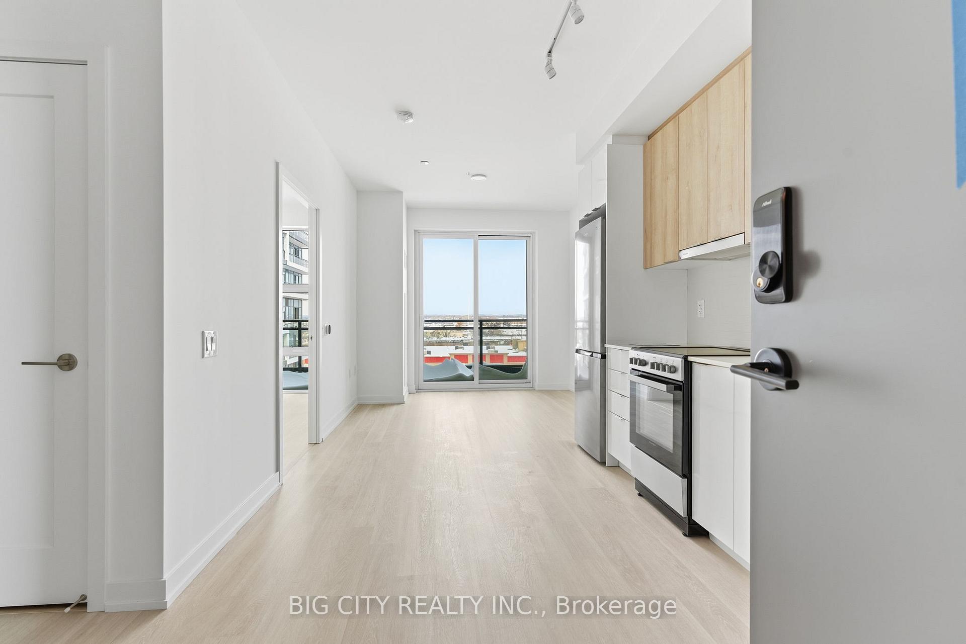 Photo 3 of Unit 708, 9763 Markham Road, Markham, Greensborough — HOMEH