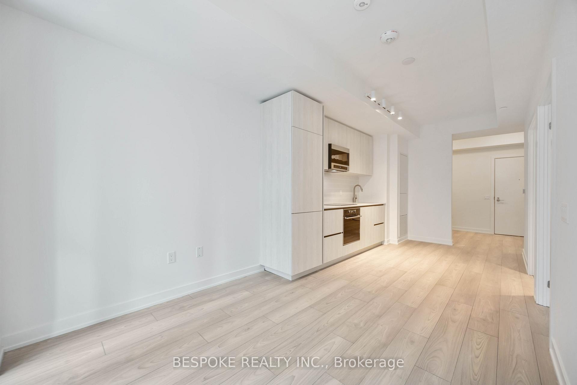 Photo 12 of Unit 1003, 110 Broadway Avenue, Toronto, Mount Pleasant West — HOMEH