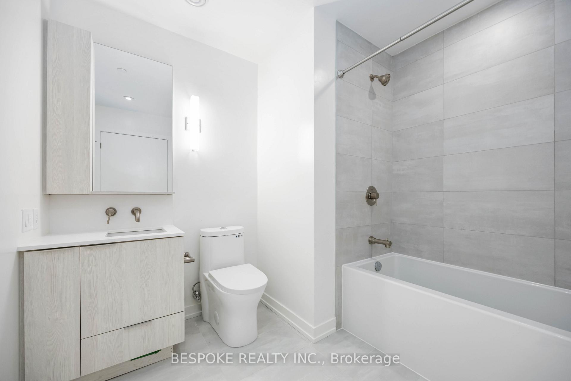 Photo 4 of Unit 1003, 110 Broadway Avenue, Toronto, Mount Pleasant West — HOMEH
