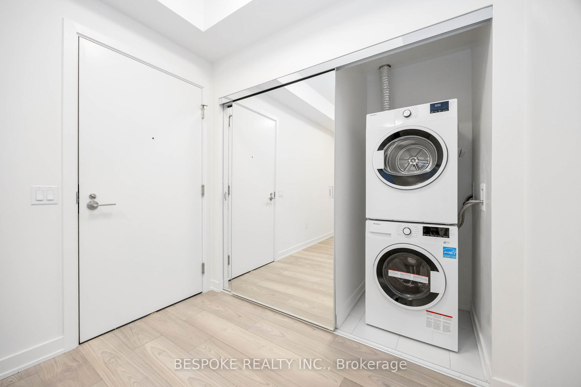 Photo 9 of Unit 1003, 110 Broadway Avenue, Toronto, Mount Pleasant West — HOMEH