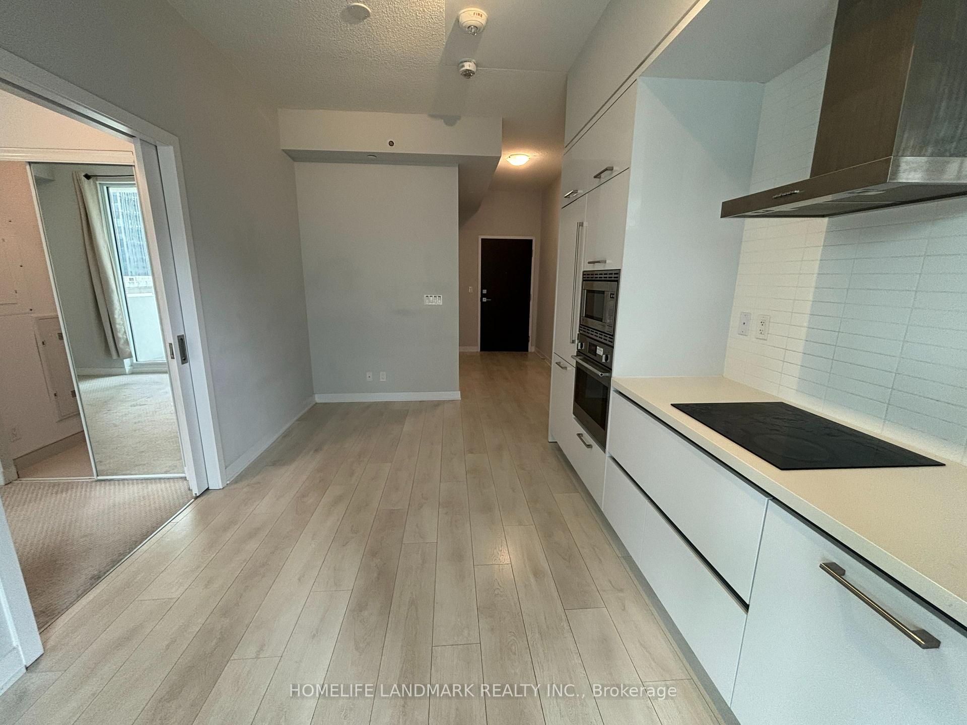 Photo 11 of Unit 606, 2221 Yonge Street, Toronto, Mount Pleasant West — HOMEH