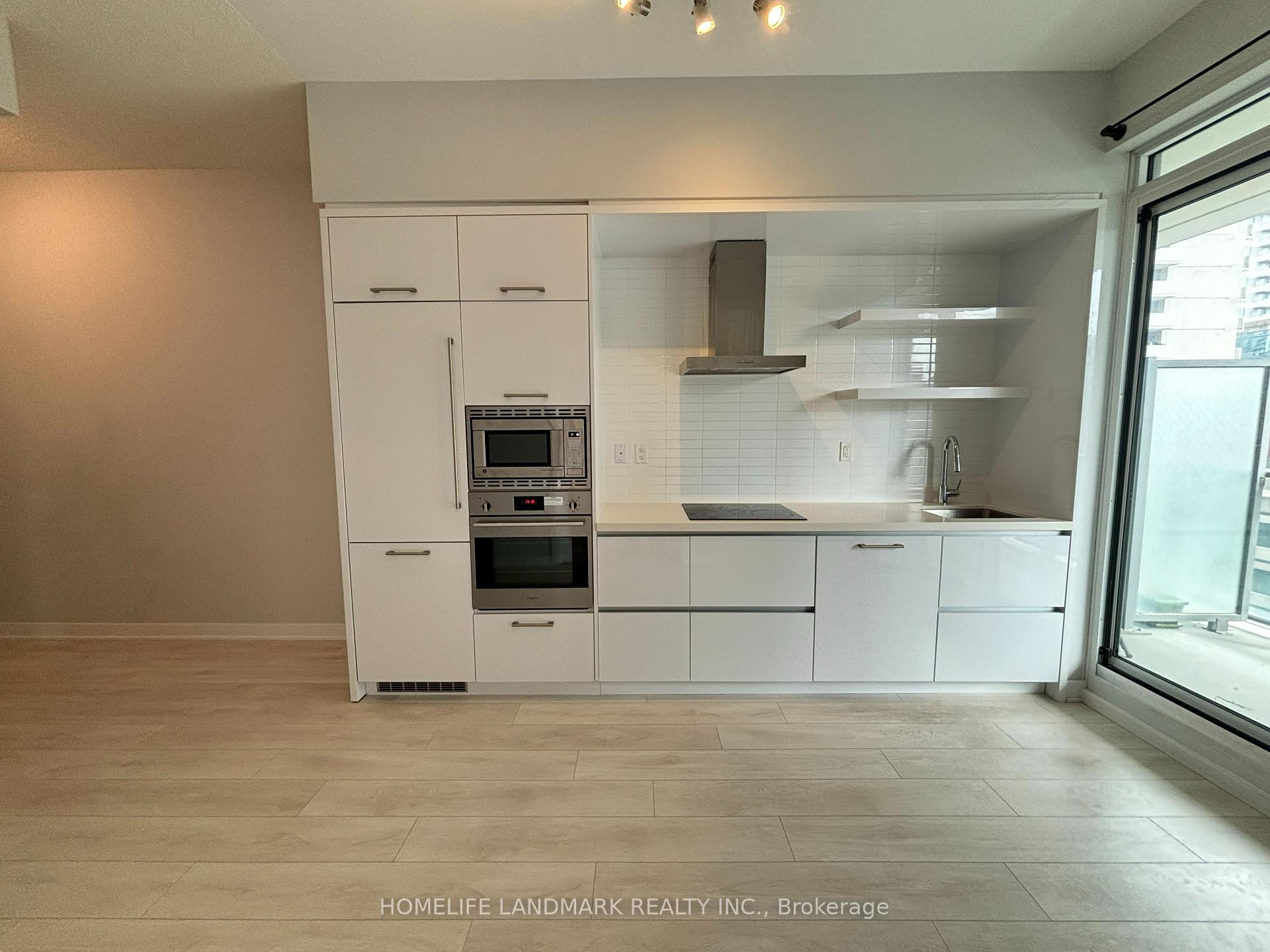 Photo 5 of Unit 606, 2221 Yonge Street, Toronto, Mount Pleasant West — HOMEH