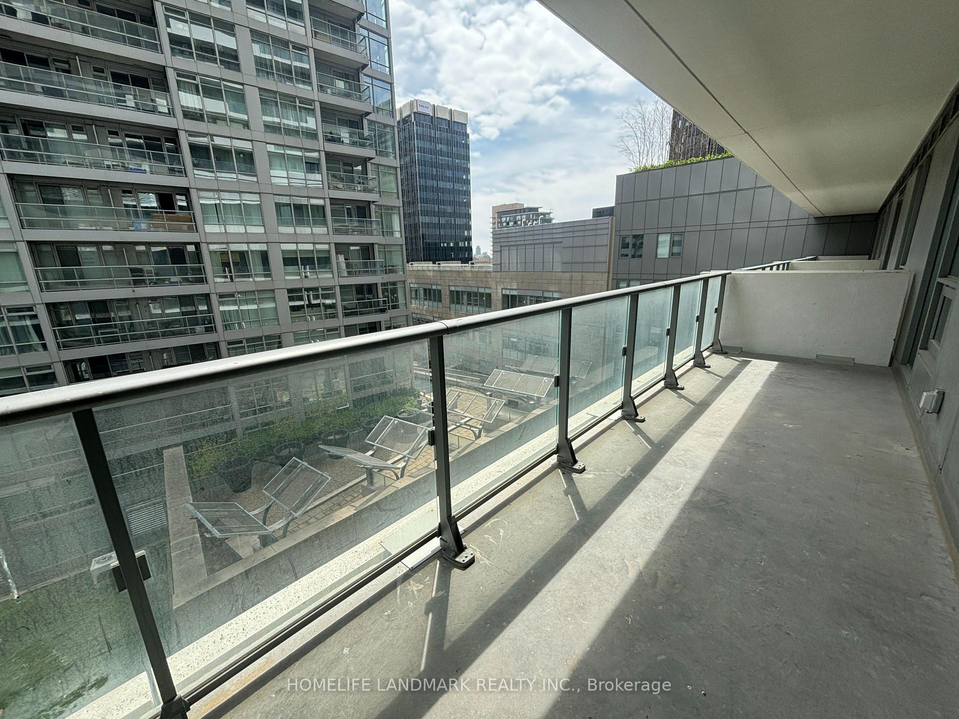 Photo 12 of Unit 606, 2221 Yonge Street, Toronto, Mount Pleasant West — HOMEH