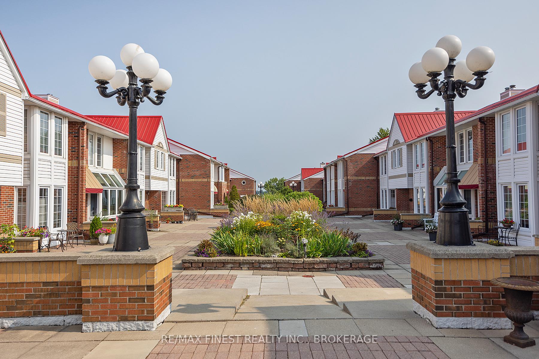 Photo 6 of Unit 26, 1 Place D'Armes, Kingston, East of Sir John A. Blvd — HOMEH