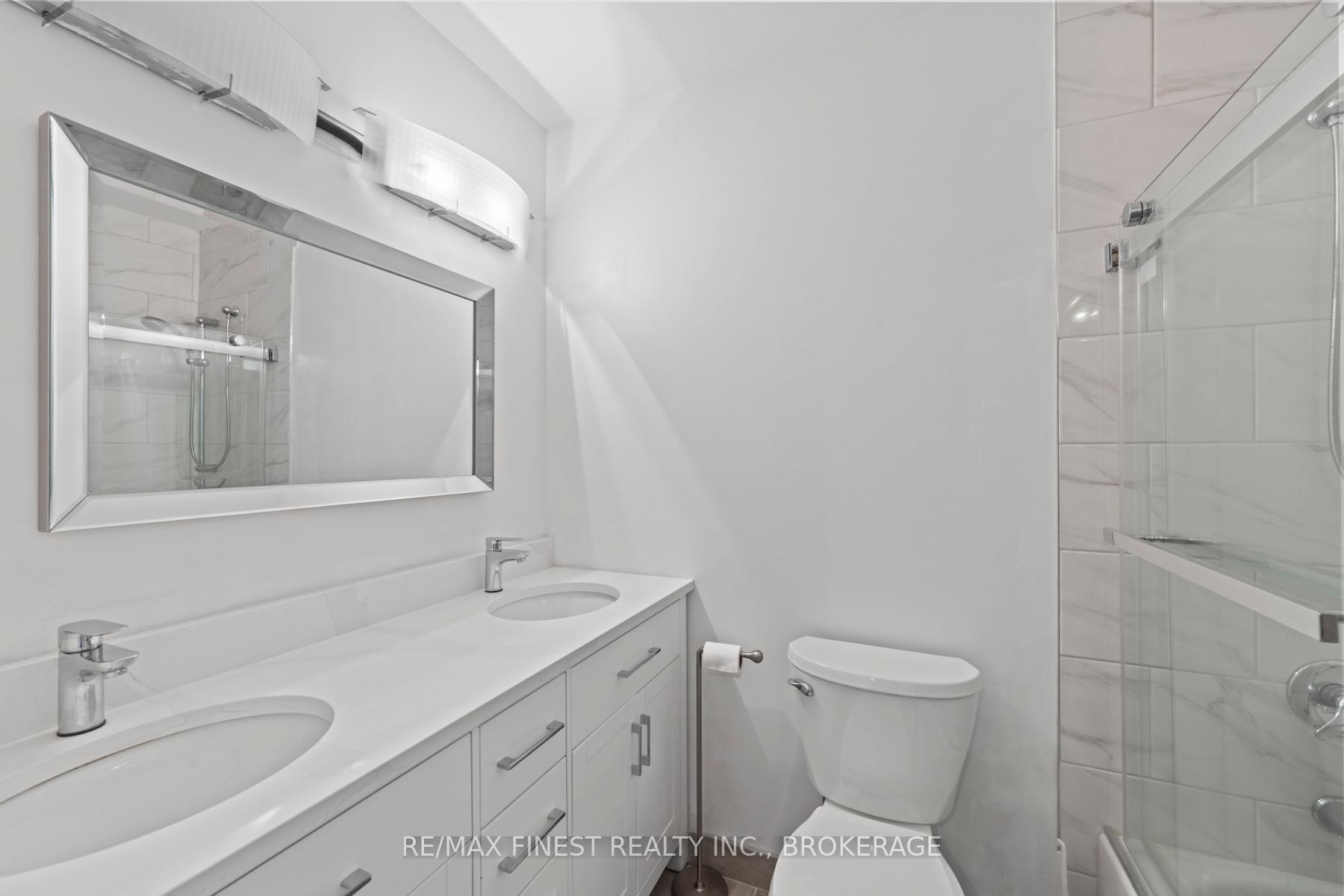 Photo 35 of Unit 26, 1 Place D'Armes, Kingston, East of Sir John A. Blvd — HOMEH