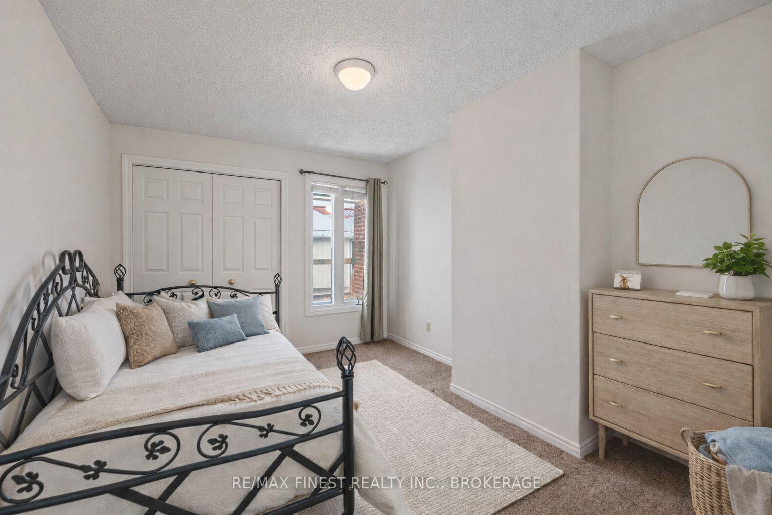 Photo 12 of Unit 26, 1 Place D'Armes, Kingston, East of Sir John A. Blvd — HOMEH